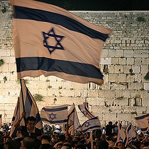 The topics this podcast covers are very well researched and told in a balanced thoughtful way. It's very easy to listen to even though a lot of history is covered. I highly recommend it to anyone who's curious about Israeli history or confused by all the headlines they read about the Israel/Palestine conflict.